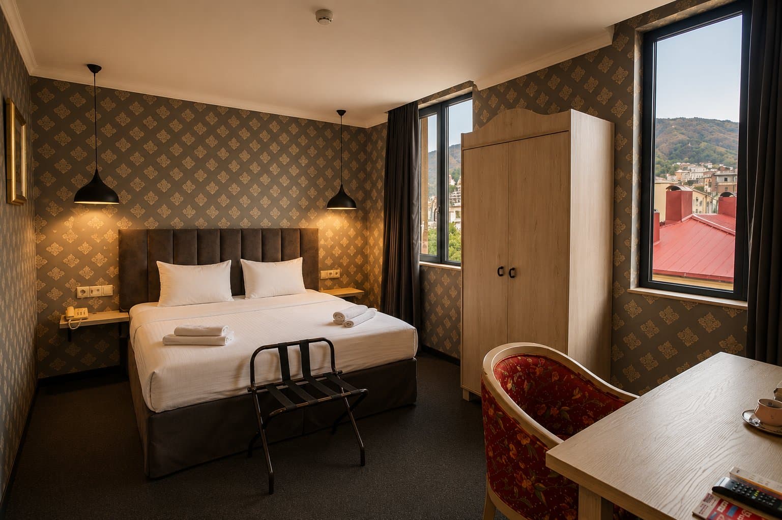 King Room With Mountain View (303)